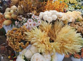 Foam- en zijdebloemen kopen | Beeker Tuincentrum